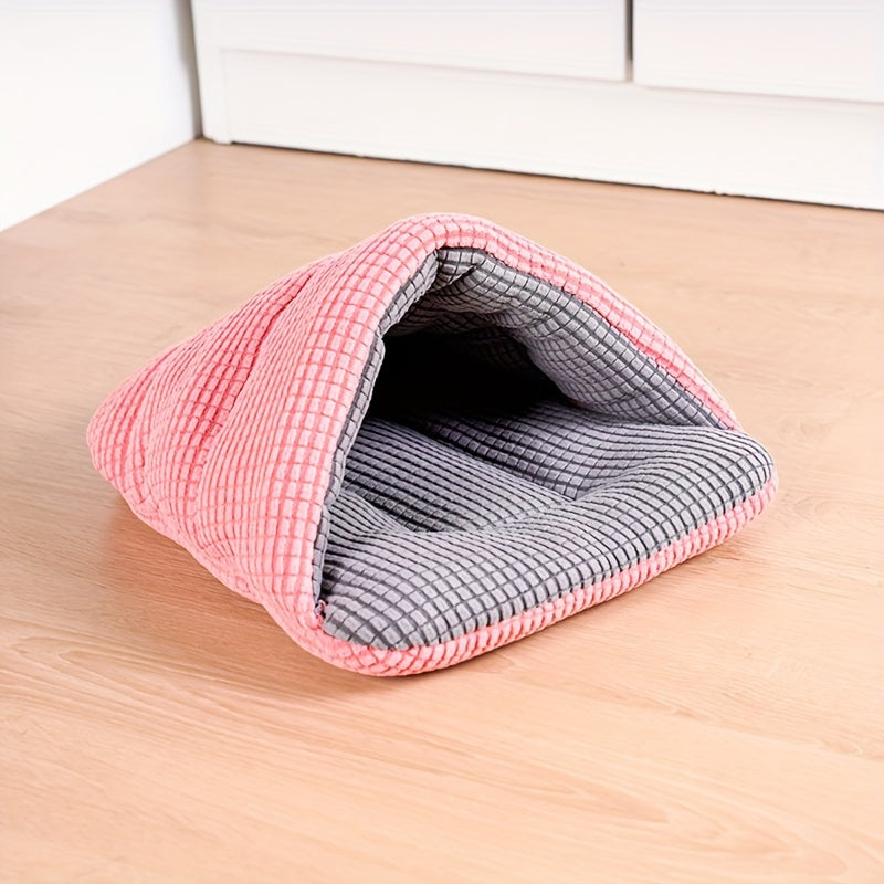 Guinea Pig Hideout Warm Sleeping Bag for Small Animals, Soft Semi-Enclosed Cozy Bed for Rabbits, Ferrets, Hedgehogs, Squirrels & Kittens, Machine Washable Small Pet Hideout Nest, Plush Snuggle Sack